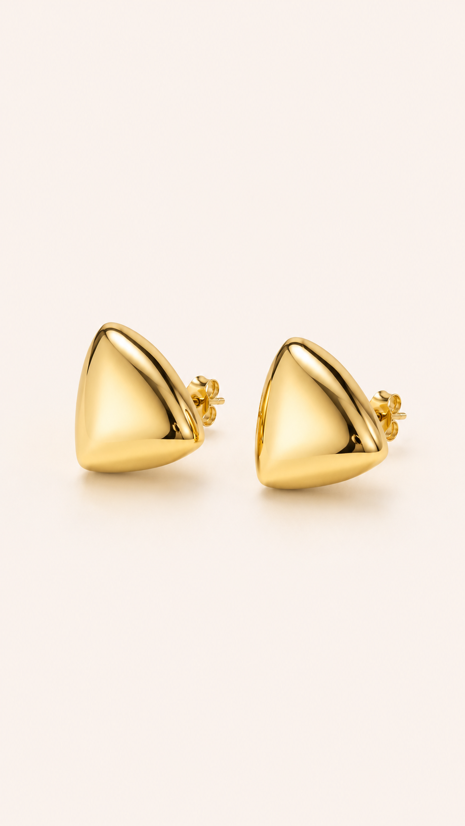Stud dorado