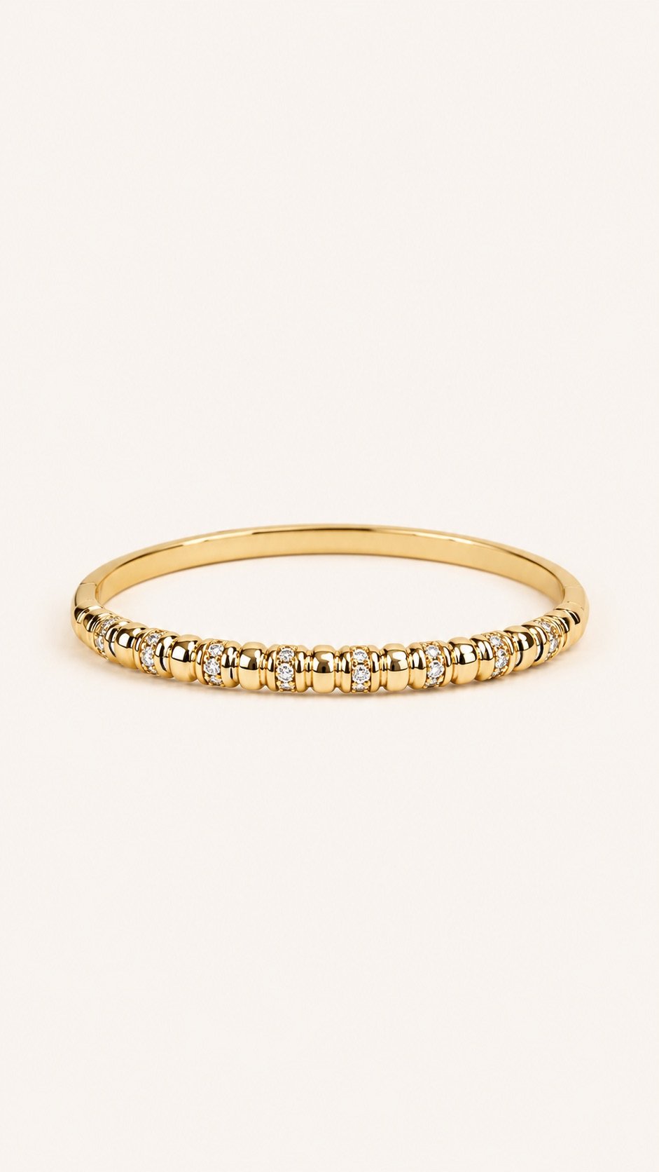 Brazalete brasileño acanalado con zircon